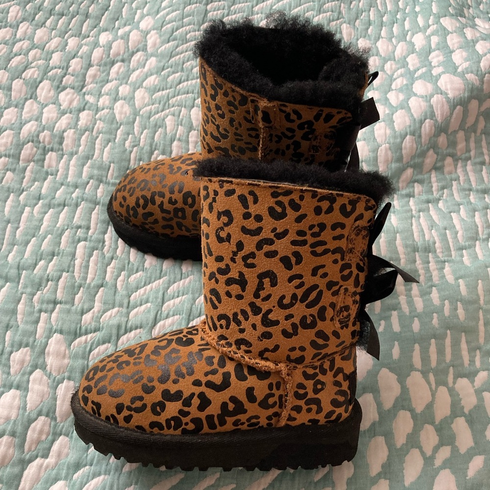 Little Girl Ugg Australia Cheetah Boots
